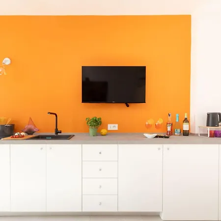 Orange Y Lemon