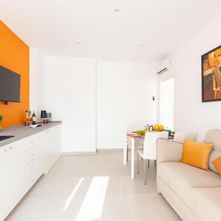 Orange Y Lemon Апартаменты *